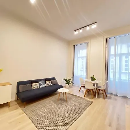 Downtown Deak-2bedrooms Big Cozy